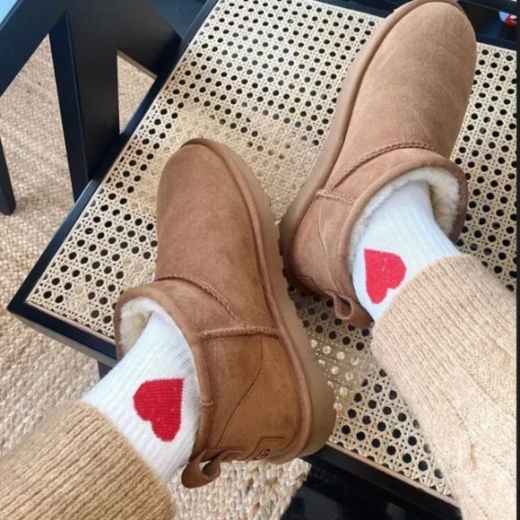 NWT UGG ULTRA MINI CLASSIC BOOTS Shoes - Picture 7 of 15